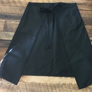 Hovman black skirt